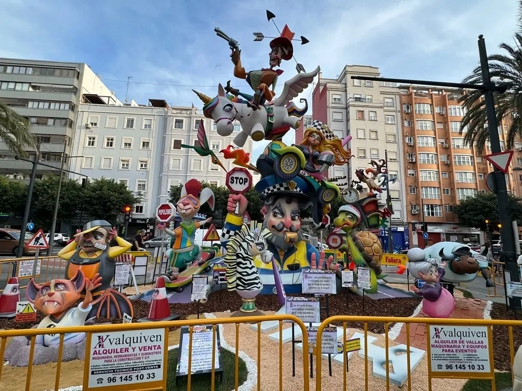 alquiler-vallas-para-fallas-transformed